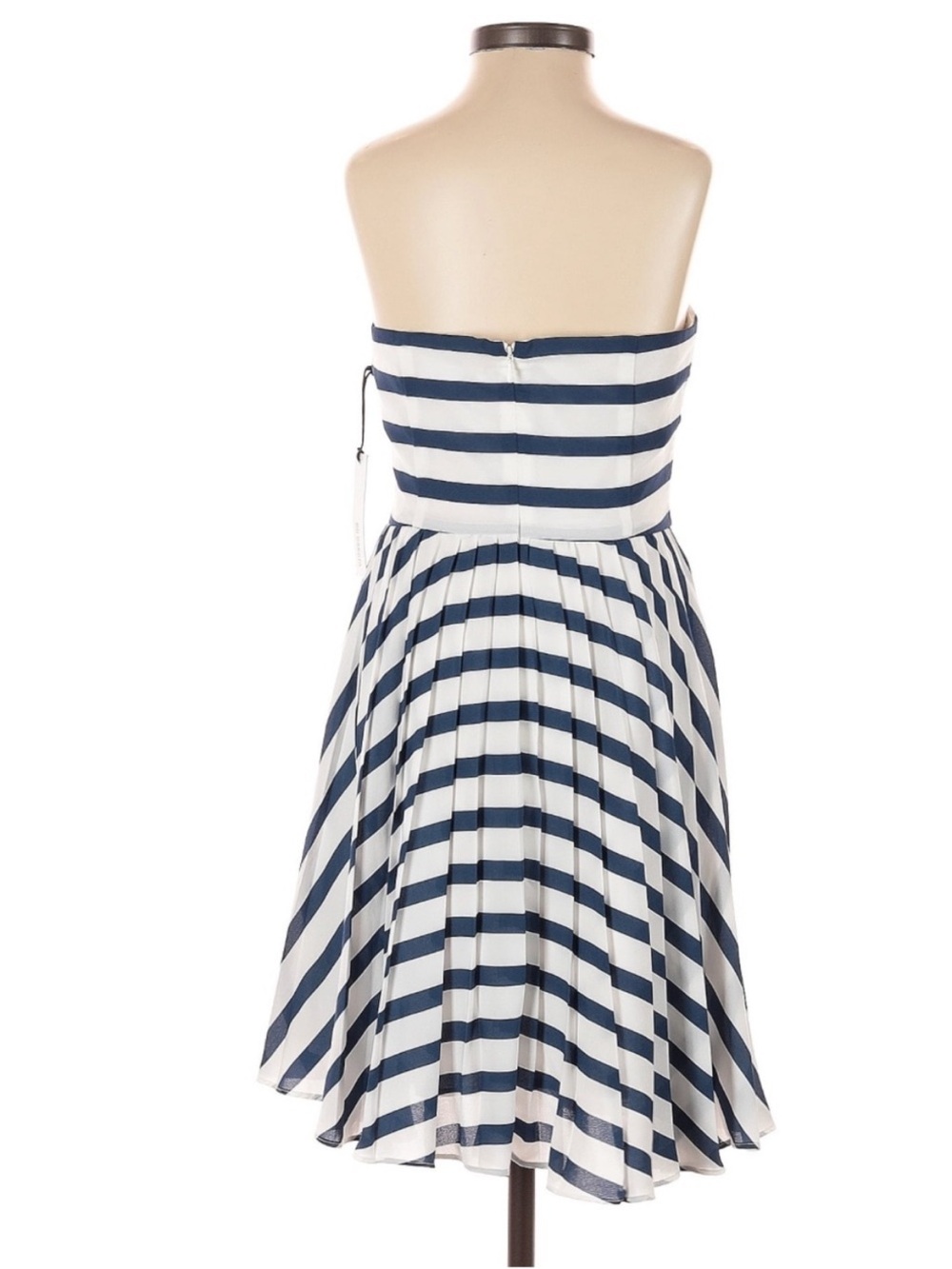 NWT BB Dakota Strapless Nautical Stripe Fit & Flare Dress Size 2 Summer - Picture 3 of 5